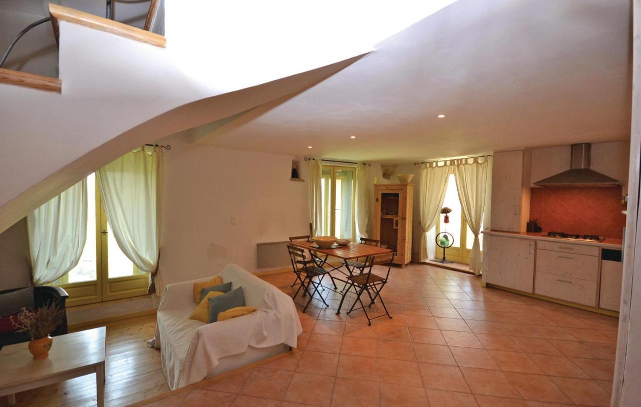 Stunning Home In Viens With House A Mountain View Екстер'єр фото